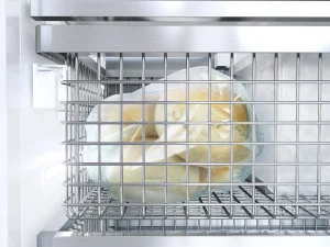 Miele Meesterkoel<F 2412 Vi